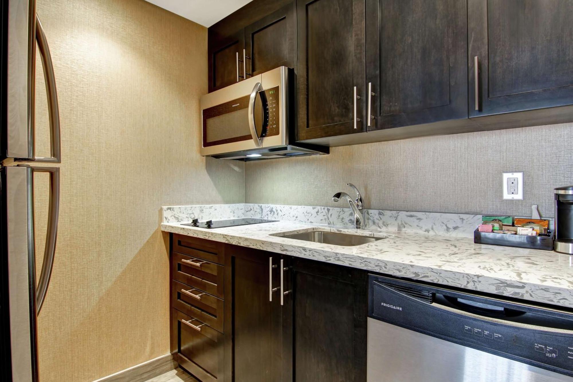 Homewood Suites By Hilton Ottawa Kanata Bagian luar foto
